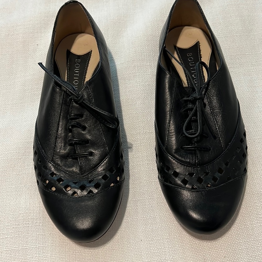 Boutique 9 black flats with cut outs